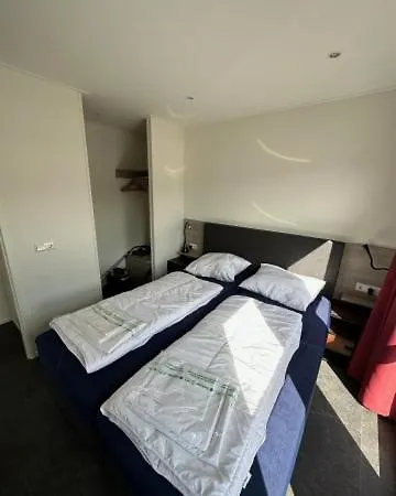 Marina Strandbad Riverlodge Mit Zaun Haus Nr 94 *