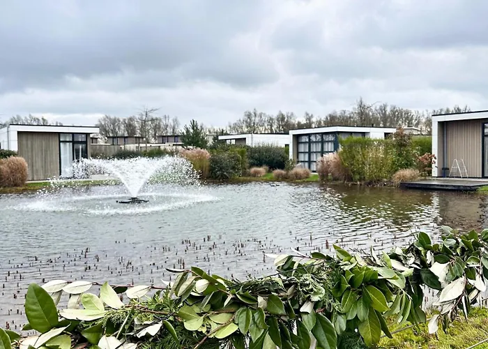 Marina Strandbad Riverlodge Mit Zaun Haus Nr 94 Olburgen