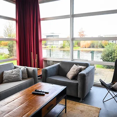 Marina Strandbad Riverlodge Mit Zaun Haus Nr 94